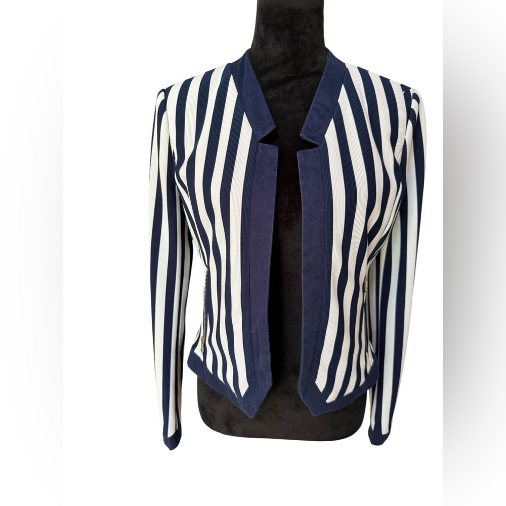 Stradivarius Ladies Jacket Navy Blue White Stripes  Women’s Size Large​